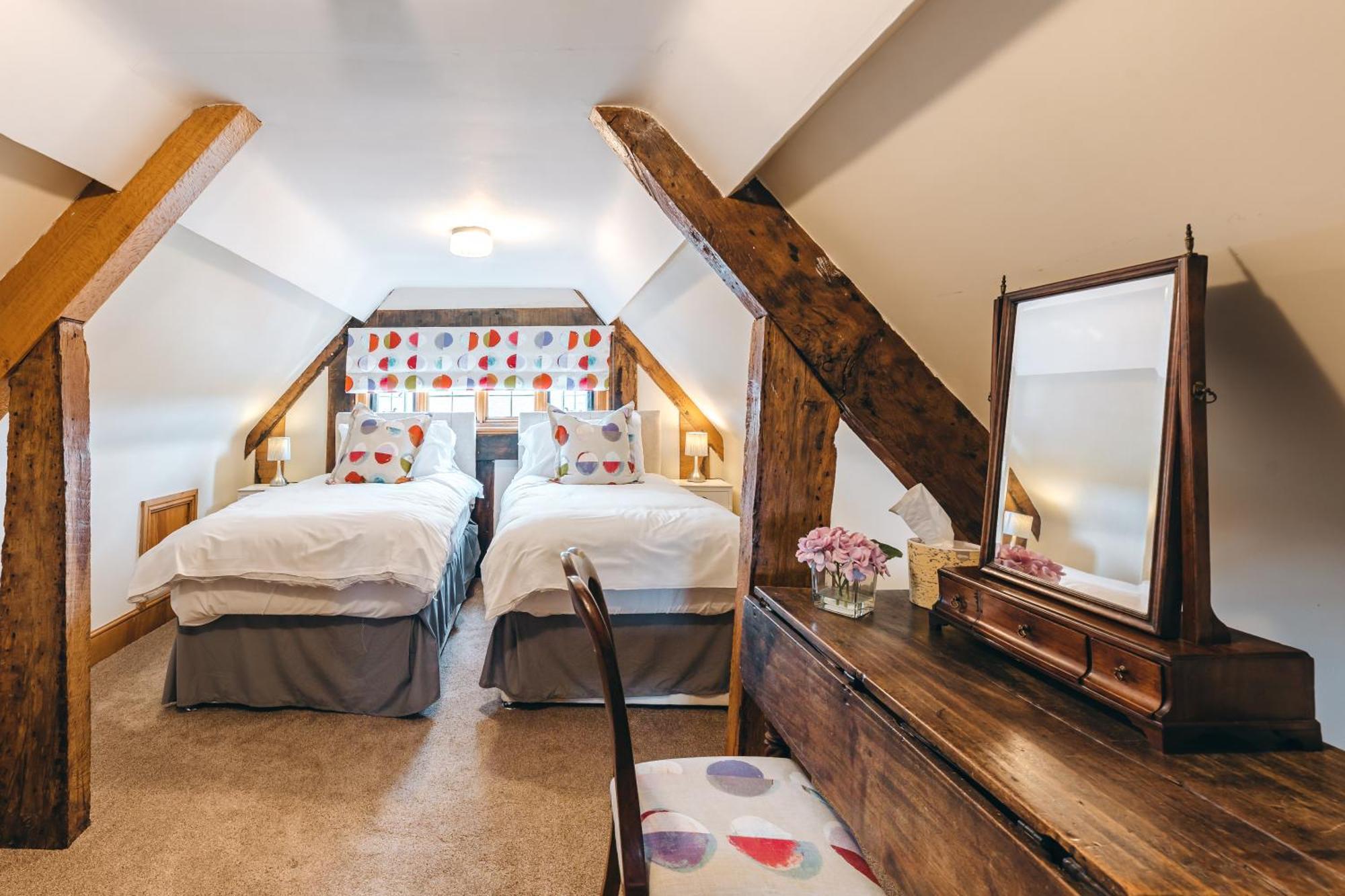 High Grosvenor House With Rose And Heath Cottages Bridgnorth Exterior photo