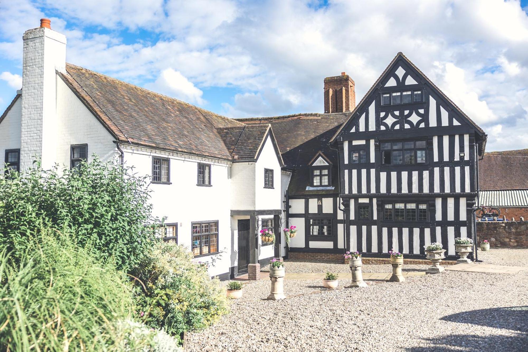 High Grosvenor House With Rose And Heath Cottages Bridgnorth Exterior photo